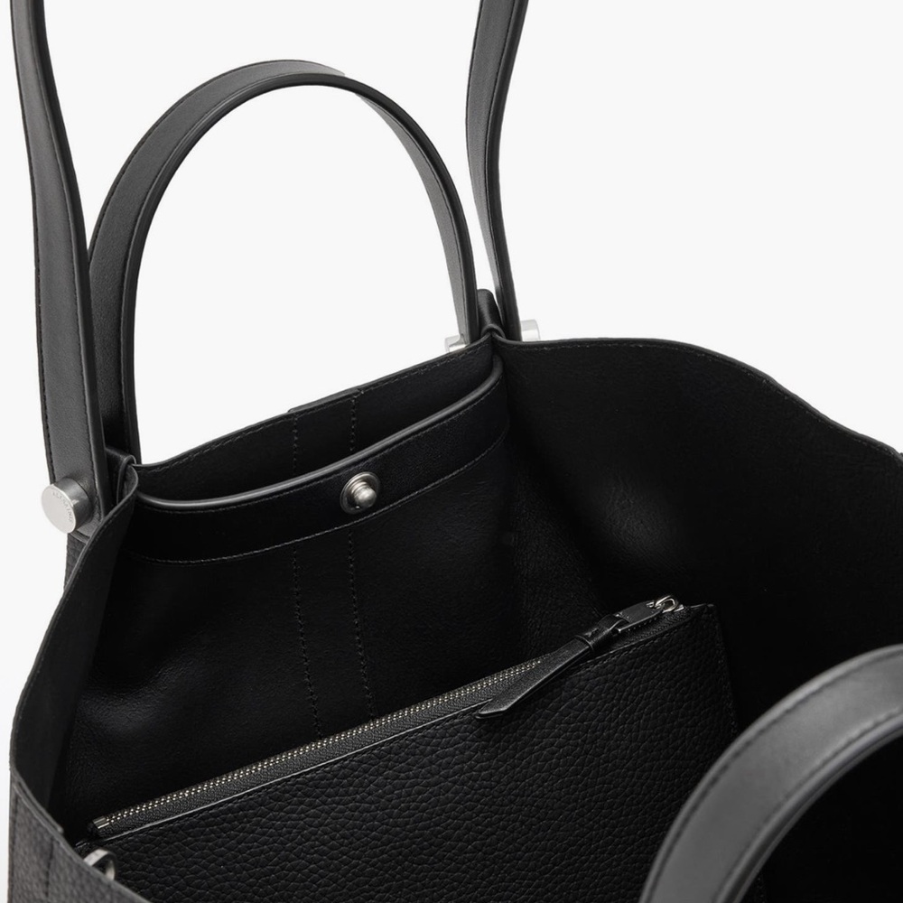 Elegant Black Tote Bag - Picture 13 of 16
